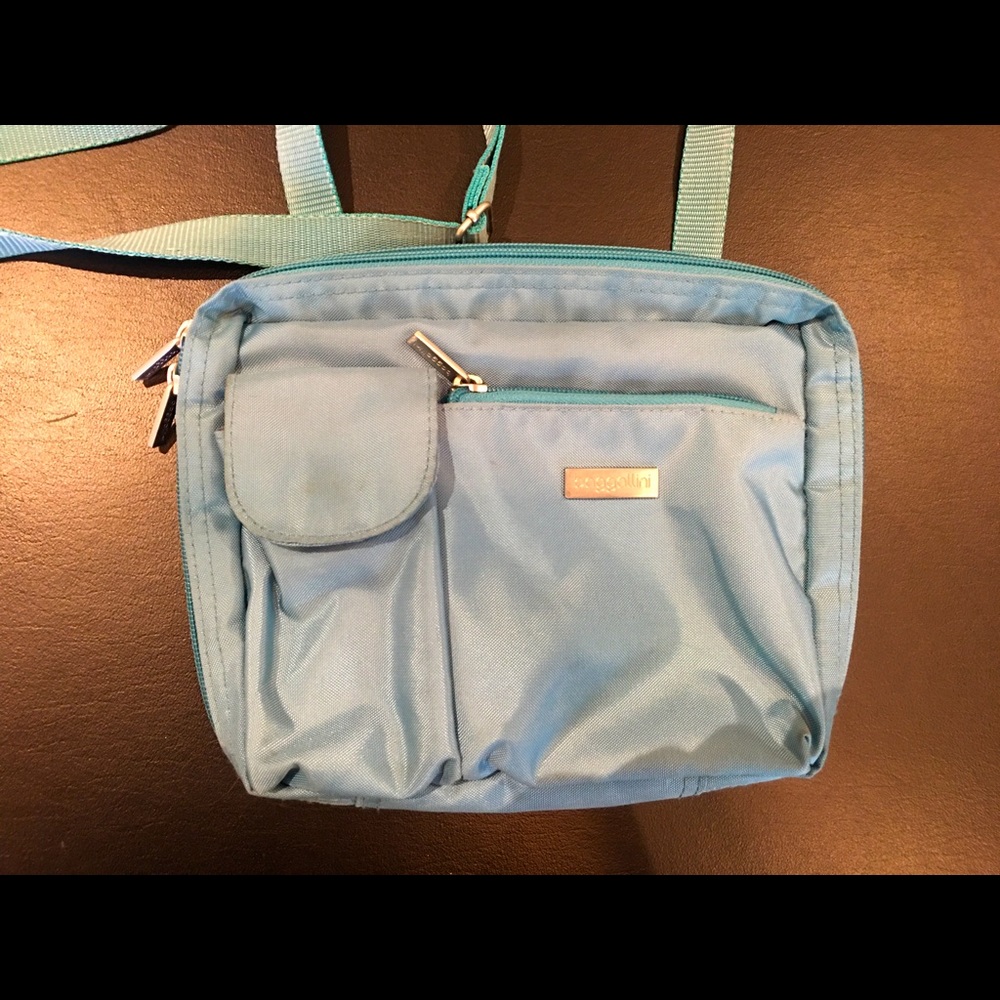 Baggalini Crossbody Bag/ Great for Travel